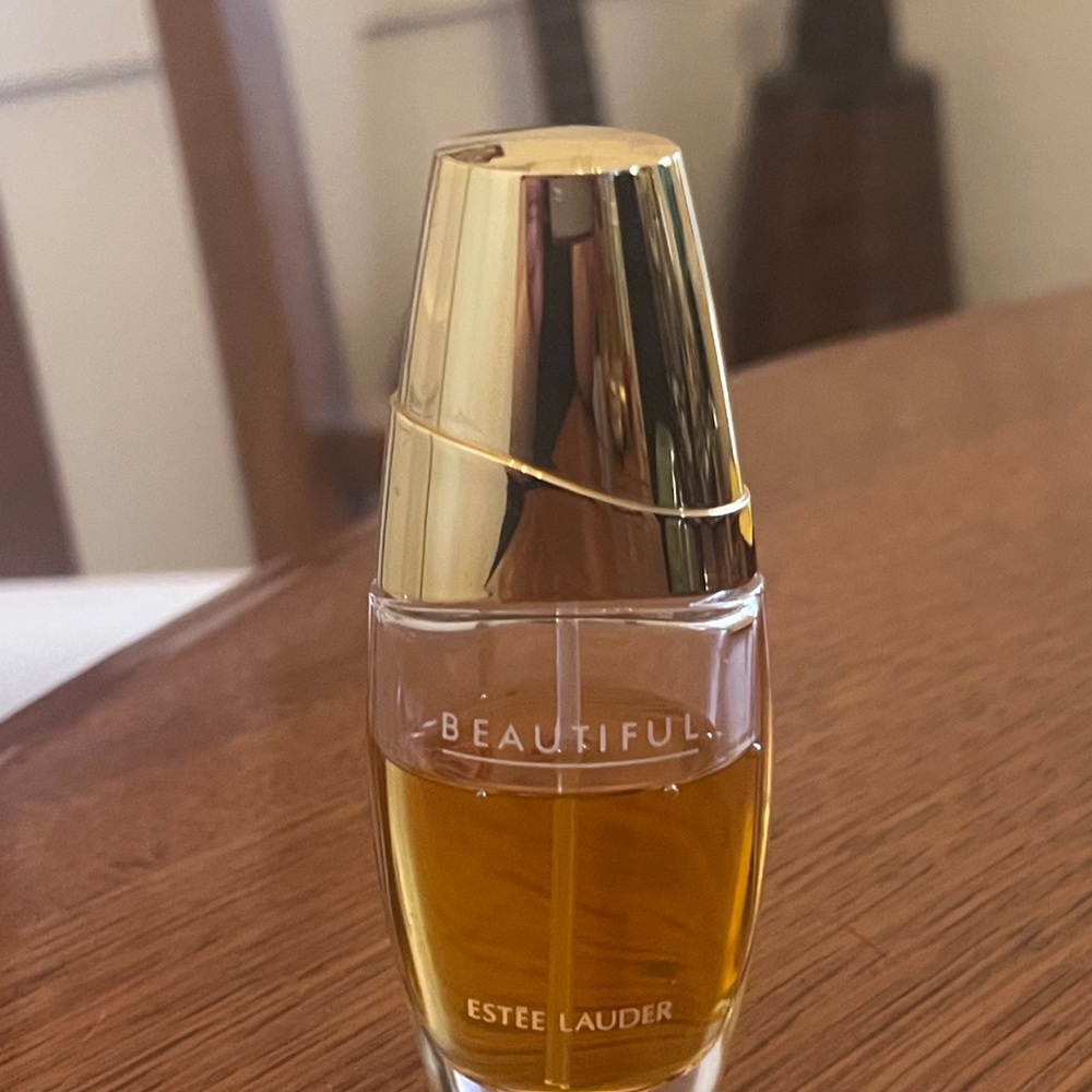 Estee Lauder Beautiful Perfume